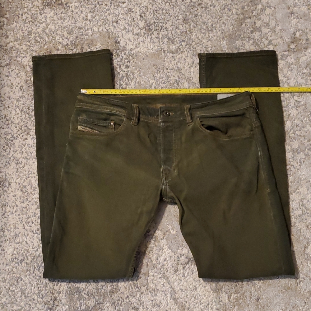 Diesel Men's Dark Green Straight Jeans